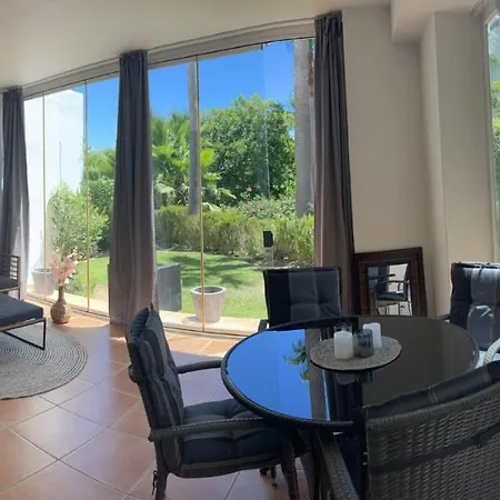 Apartament 2Bed Groundfloor Apartment Lagoon Estepona